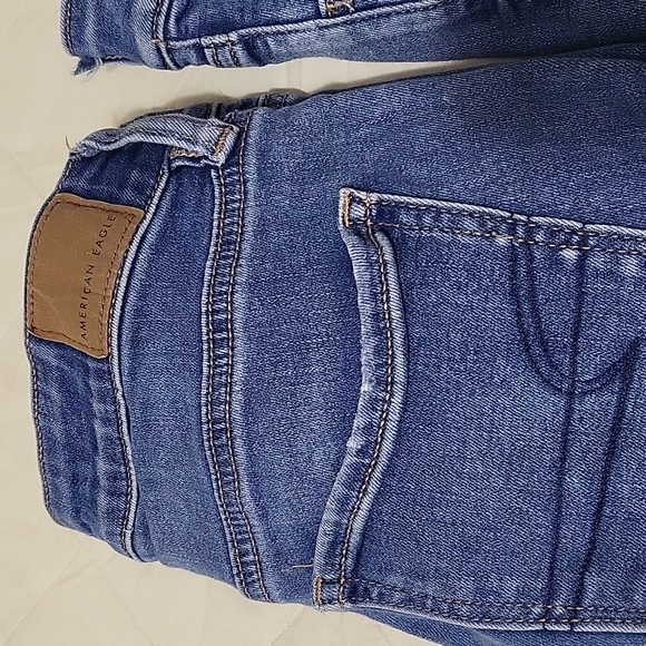 2 pairs American eagle jeans - Picture 5 of 15
